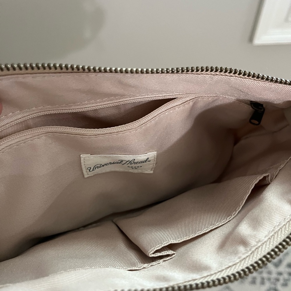 Universal Thread (Target) Dumpling Shoulder Bag - image 2